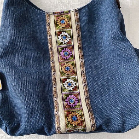 Cute + Roomy Boho Shoulder Bag - Picture 11 of 16